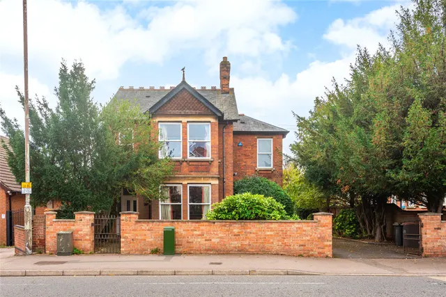 Goldington Road, Bedford, MK40, photo 1