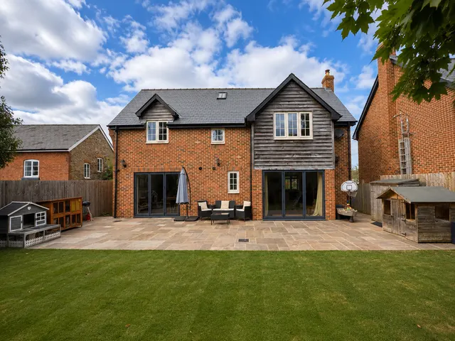Photo 2 — Detached Home with Double Garage, Rose Meadow, Marden