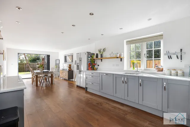 Photo 3 — Detached Home with Double Garage, Rose Meadow, Marden