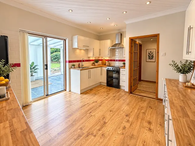 Fareham Road, Gosport, PO13, photo 2