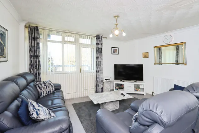 Photo 3 — Batemoor Drive, SHEFFIELD, South Yorkshire, S8