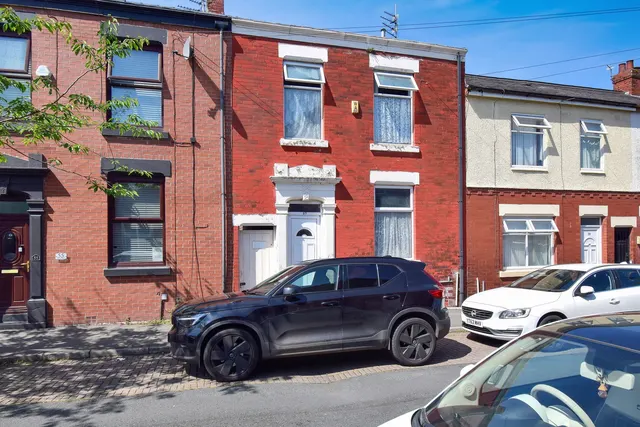 Lowndes Street, Preston, PR1, photo 1