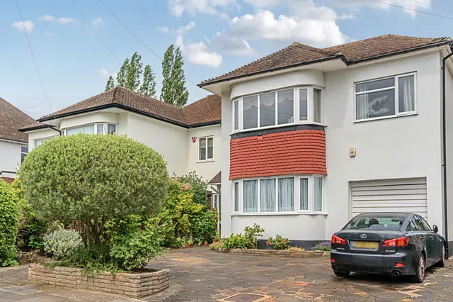 Hill Crescent, Totteridge, N20, photo 1