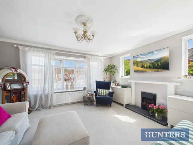 Oak Tree Drive, Beverley, HU17, photo 2