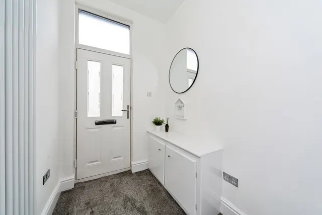 Chatsworth Avenue, Orrell Park, L9, photo 3