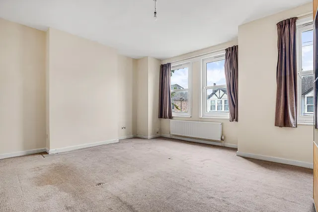 Rosslyn Crescent, Harrow, HA1, photo 2