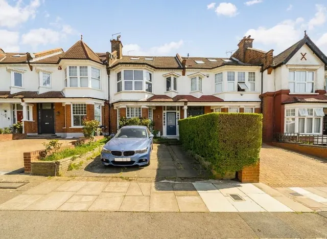 Woodlands Avenue, Finchley, N3, photo 1