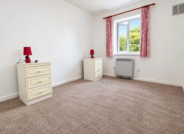 Lampton Road, Isleworth, TW3, photo 3