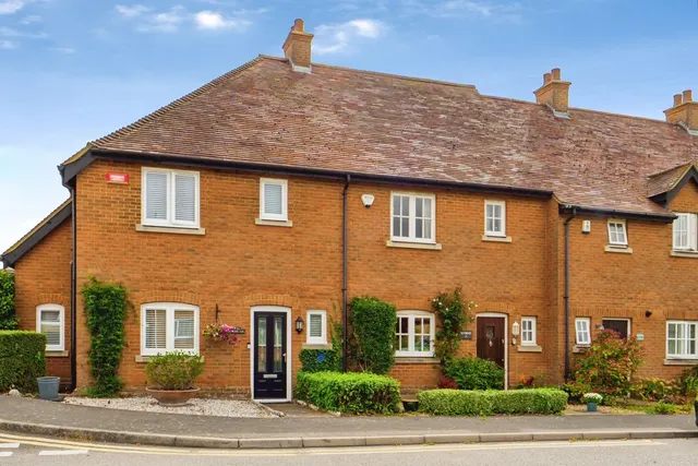 Sandwich Road, CANTERBURY, Kent, CT3, photo 1