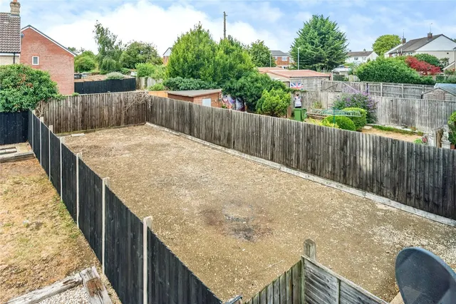 Marston Avenue, Swindon, Wiltshire, SN2, photo 1