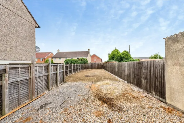 Photo 3 — Marston Avenue, Swindon, Wiltshire, SN2