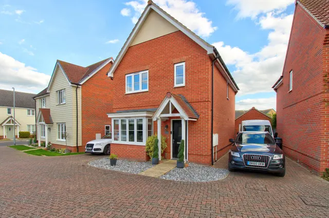 Woodlands Avenue, Felixstowe, IP11, photo 1