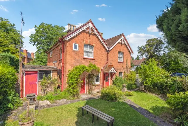 Photo 2 — Hedsor Road, Bourne End SL8 5DP