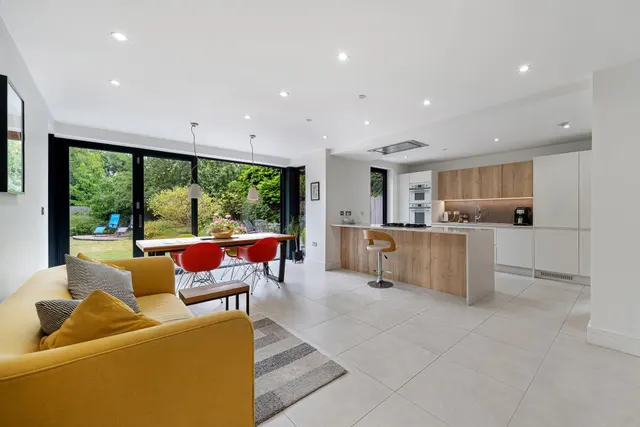 Photo 3 — Grovewood Warrington Road, Bold Heath, Widnes, WA8 3UX