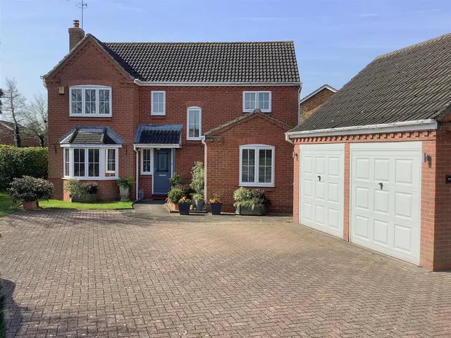 Hambling Drive, Beverley, photo 1