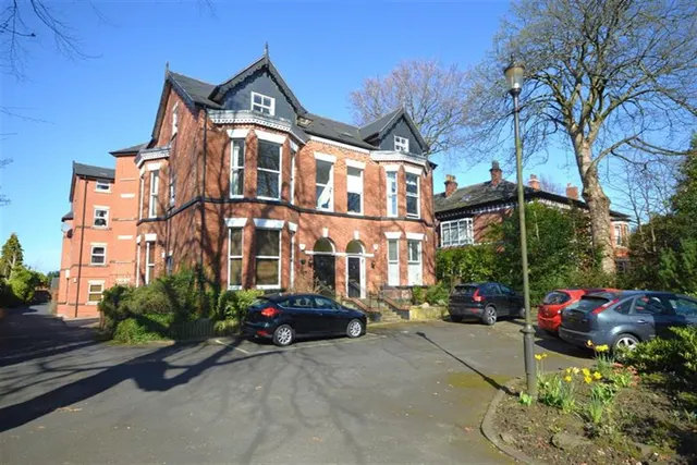 Thorn Bank Lodge, Stockport, photo 1