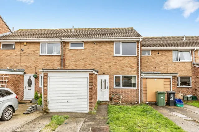 Flamingo Crescent, Weston-super-Mare, BS22, photo 1