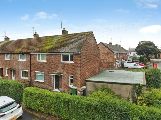 Holly Crescent, Rainford, WA11, photo 1
