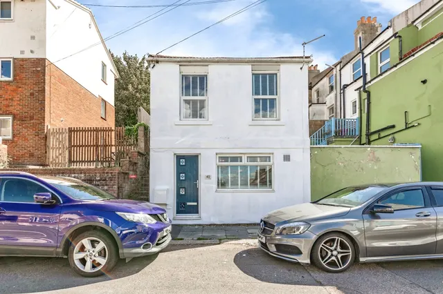 Emmanuel Road, Hastings, photo 1