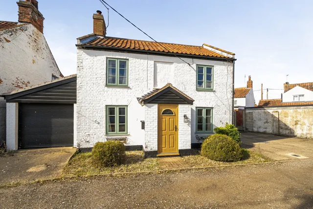 Ladys Row, Lenwade, NR9, photo 1