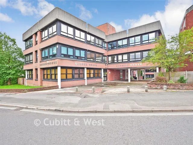 London Road, East Grinstead, RH19, photo 1