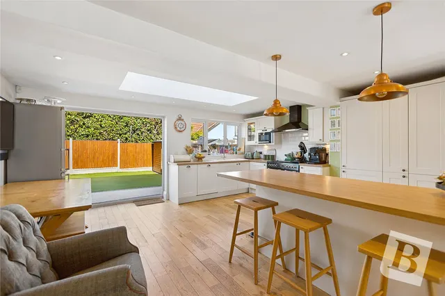 Marlborough Close, Upminster, RM14, photo 1