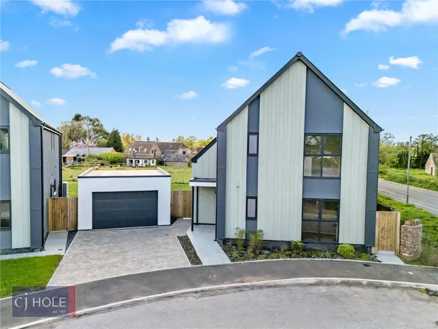 Home Ground, Rangeworthy, BS37, photo 1