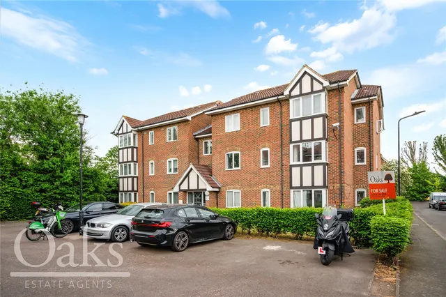 Woodgate Drive, Streatham Vale, SW16, photo 1