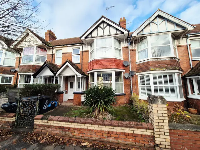Summerland Avenue, Minehead, TA24, photo 1