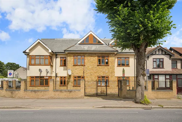 Mawney Road, Romford, RM7, photo 1