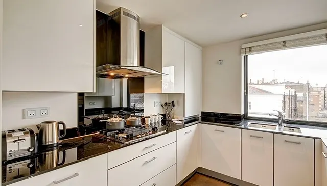 Photo 2 — Fulham Road Chelsea SW3
