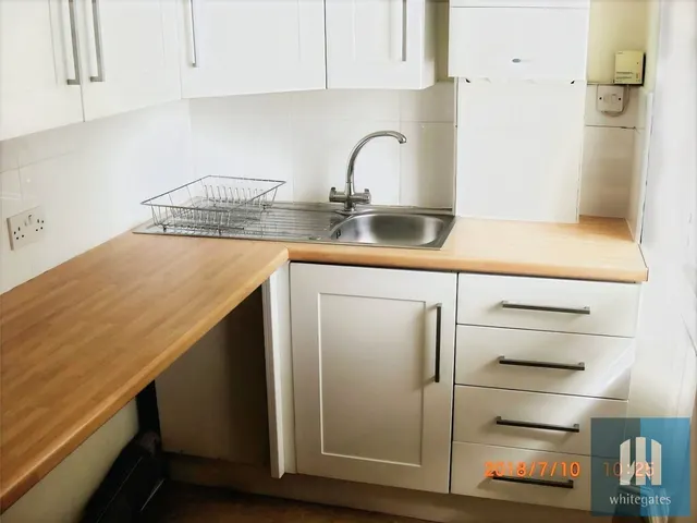 Western Street, Barnsley, S70, photo 2