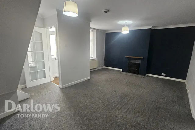East Road, Tylorstown, CF43, photo 3