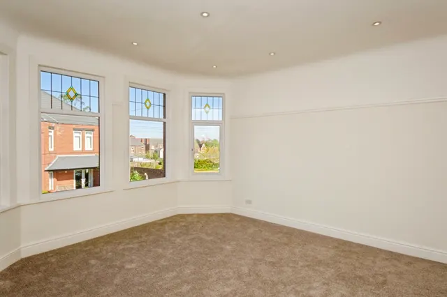 Warwick Drive, Wallasey, CH45, photo 3