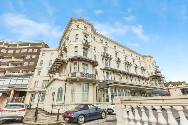 Robertson Terrace, Hastings, photo 1