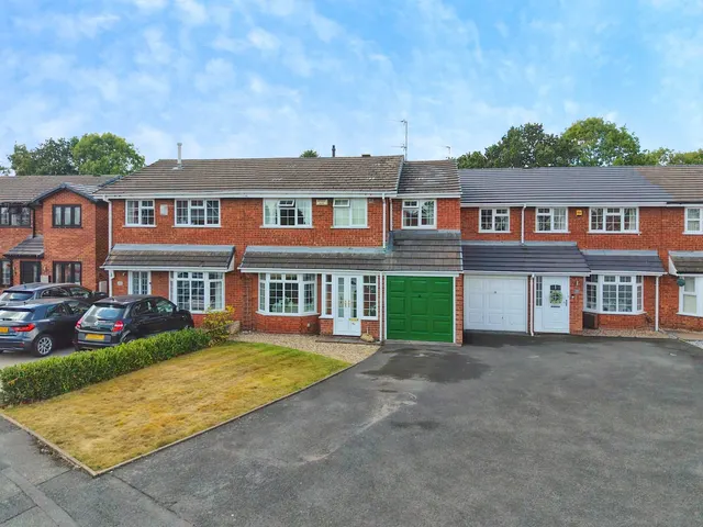 Peach Road, Willenhall, Wolverhampton, WV12, photo 1