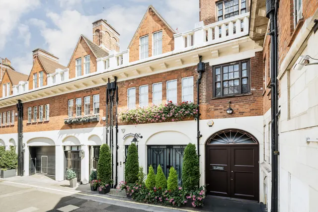 Balfour Mews, Mayfair, W1K, photo 1