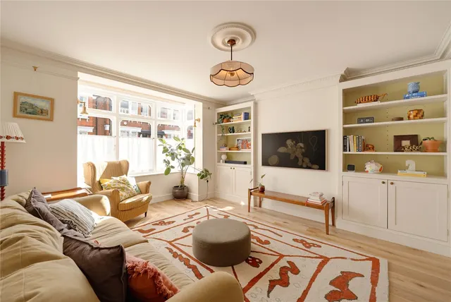 Fernside Road, London, SW12, photo 3