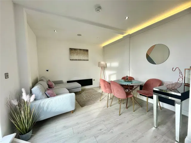 Glovers Court, Preston, PR1, photo 3