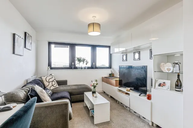 Whitchurch Lane, Bristol, BS14, photo 2