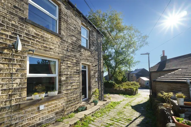 Park Lane, Golcar, HD7, photo 1