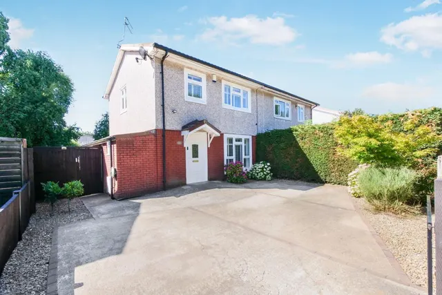 Ostman Road, York, photo 1