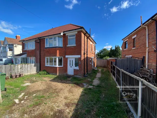 Knighton Road, Southampton, SO19, photo 1