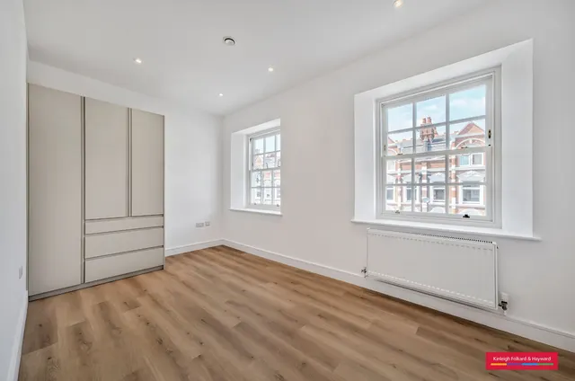 1 bedroom flat — Summerland Gardens, London, N10