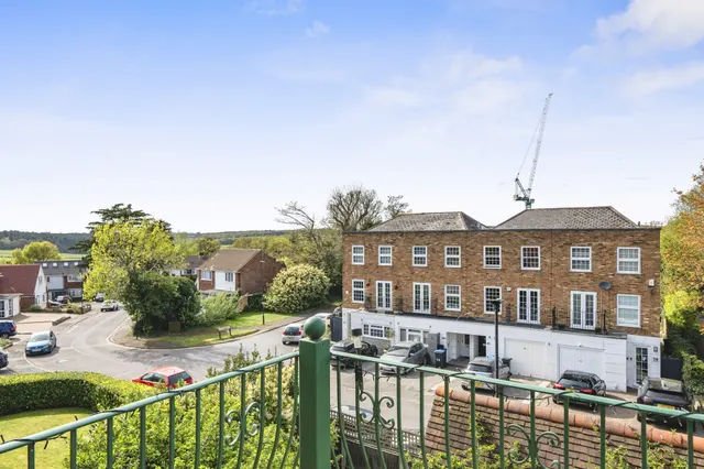 The Ridgeway, Enfield, EN2, photo 2