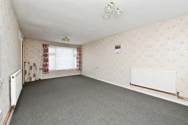 Long Meadow Drive, Wickford, SS11, photo 2