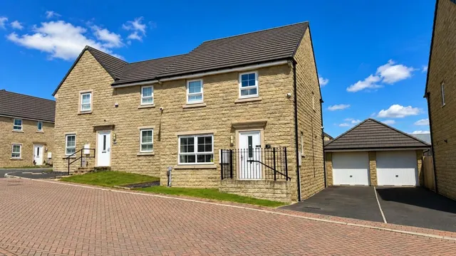 Fetlock Drive, Eccleshill, photo 1