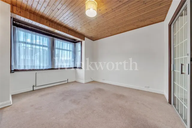 Montpelier Rise, London, NW11, photo 2