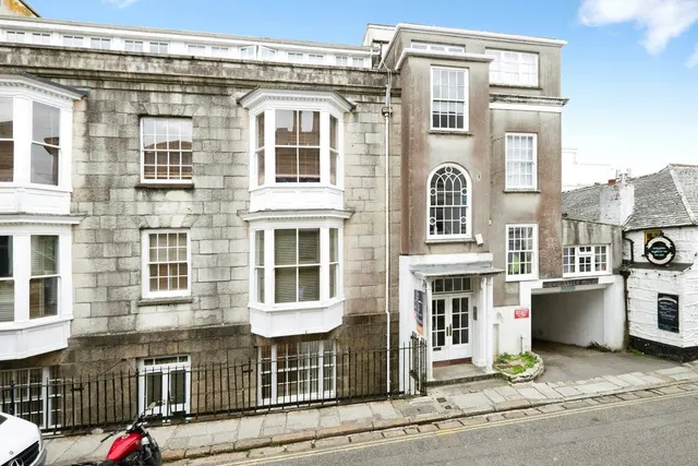 Chapel Street, Penzance, TR18, photo 1