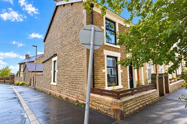 Newton Street, Darwen, BB3, photo 1